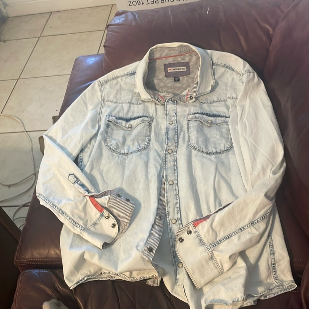 Men’s chambray shirt